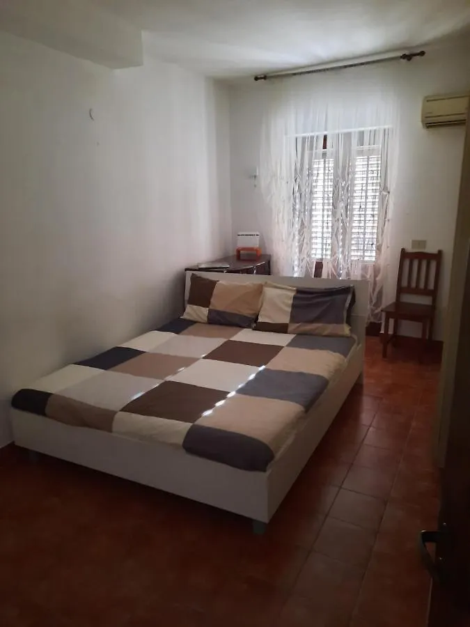 Casa Vacanza Ligia Aurora Palermo Bed & Breakfast